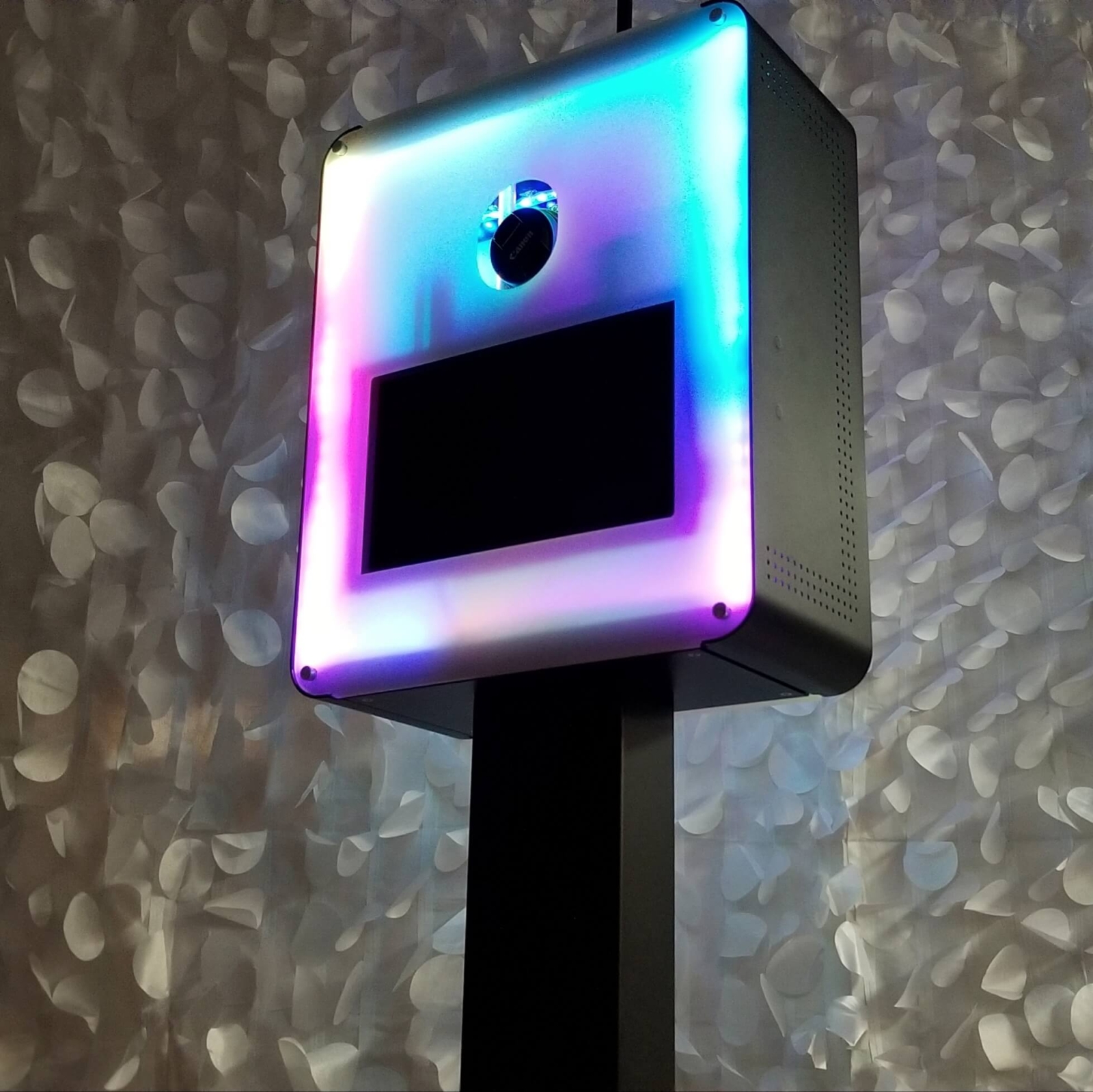 PBI 12 LED Black Tie PBI 12 LED Black Tie photo booth with multi-colored LED bands