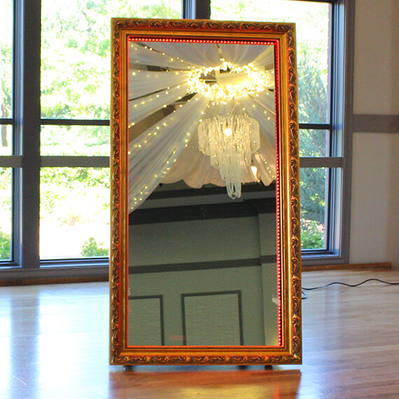PBI Mirror 2 Photo Booth PBI Mirror 2 Photo Booth