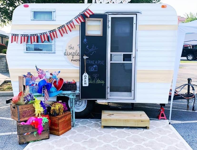 We like your new photo booth camper Connie Phillips! It really looks amazing. The photos sign on top really gives it a charming look. Great job Connie!