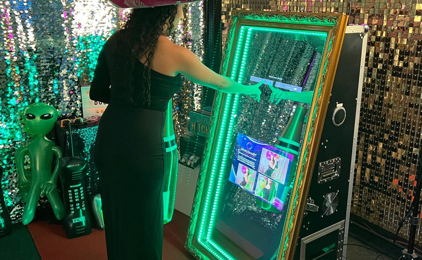 Magic-Mirror-Touch-Surface