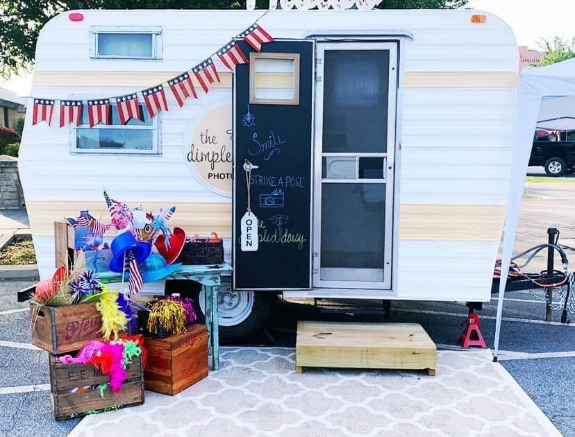We like your new photo booth camper Connie Phillips! It really looks amazing. The photos sign on top really gives it a charming look. Great job Connie!